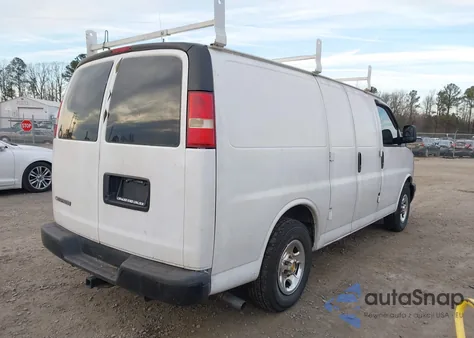 2008 Chevrolet Express Work Van из США, поврежденный, VIN 1GCFG15XX81132738